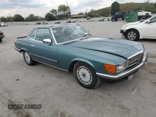 1985 Mercedes-Benz 380 z VIN WDB1070451A014424, wystawiony jako Copart lot #72587724 z przebiegiem 105 926 mil mil oraz Tytuł czysty. Historia ofert i sprzedaży dostępna na DreamBid. Obrazek 4.