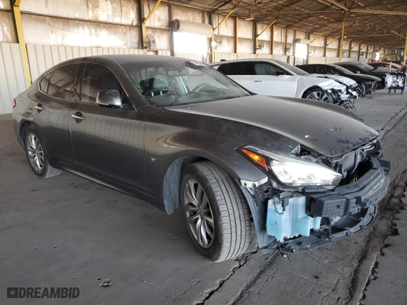 2018 Infiniti Q70 3.7 LUXE with VIN JN1BY1AR0JM220563, listed as a Copart auction lot 86910684 with NaN miles and Salvage Title. Bid and sale history available at carsss.com. Image 4.