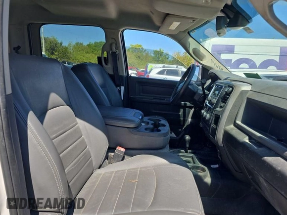 2018 Ram 2500 Tradesman with VIN 3C7WR5HJXJG215461, listed as a IAAI auction lot 42079292 with 156,861 mi miles and . Bid and sale history available at DreamBid. Image 1.