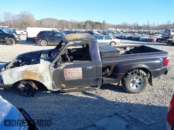 2001 Ford Ranger XL with VIN 1FTYR10C21PA25807, listed as a IAAI auction lot 41024948 with 1 mi miles. Bid and sale history available at carsss.com. Image 13.