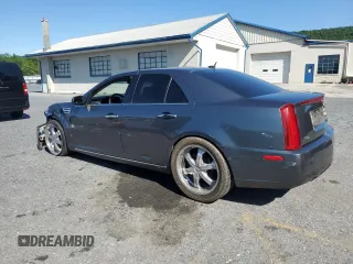 2008 Cadillac STS RWD z VIN 1G6DZ67A980172633, wystawiony jako Copart lot #59227065 z przebiegiem 186 288 mil mil oraz Szkoda całkowita • Salvage title. Historia ofert i sprzedaży dostępna na DreamBid. Obrazek 2.
