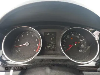 2017 Volkswagen Jetta Sport z VIN 3VWD17AJ7HM298129, wystawiony jako Copart lot #51224065 z przebiegiem 100 818 mil mil oraz Szkoda całkowita • Salvage title. Historia ofert i sprzedaży dostępna na DreamBid. Obrazek 9.