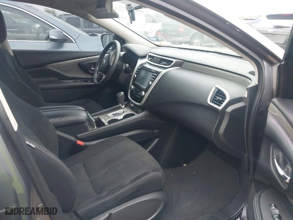 2017 Nissan Murano SV with VIN 5N1AZ2MG2HN170724, listed as a IAAI auction lot 41917148 with 52,075 mi miles. Bid and sale history available at carsss.com. Image 5.