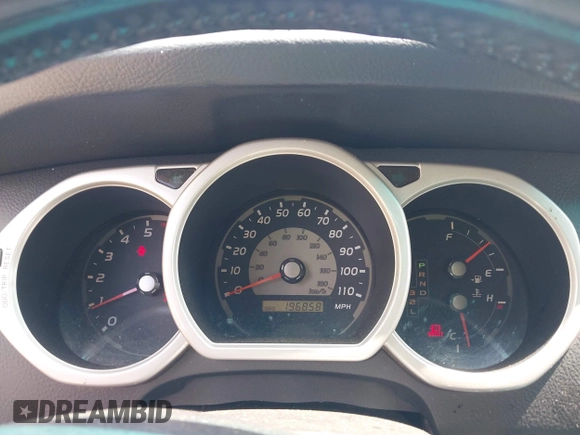 2003 Toyota 4Runner SR5 z VIN JTEZU14R930015350, wystawiony jako IAAI lot #42219414 z przebiegiem 196 858 mil mil oraz . Historia ofert i sprzedaży dostępna na DreamBid. Obrazek 7.