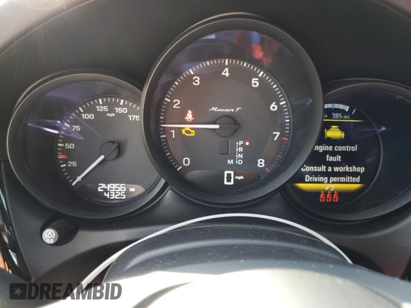 2023 Porsche Macan with VIN WP1AA2A51PLB21621, listed as a Copart auction lot 59702115 with 24,956 mi miles and Salvage title. Bid and sale history available at DreamBid. Image 9.