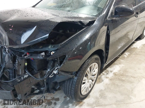 2012 Toyota Camry L z VIN 4T1BF1FK6CU176372, wystawiony jako IAAI lot #42437562 z przebiegiem 217 583 mil mil oraz . Historia ofert i sprzedaży dostępna na DreamBid. Obrazek 18.