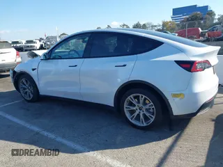 2022 Tesla Model Y Long Range z VIN 7SAYGDEE8NF374636, wystawiony jako IAAI lot #41545669 z przebiegiem 41 965 mil mil oraz . Historia ofert i sprzedaży dostępna na DreamBid. Obrazek 14.