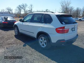 2008 BMW X5 3.0si with VIN 5UXFE43528L023170, listed as a IAAI auction lot 41892624 with 154,544 mi miles. Bid and sale history available at carsss.com. Image 3.