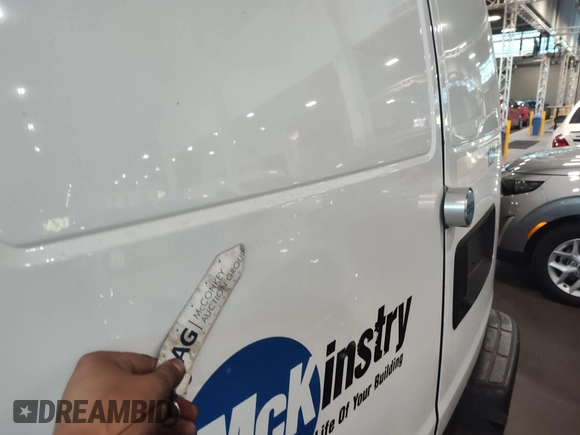 2015 Chevrolet Express Cargo z VIN 1GCZGTCG8F1152043, wystawiony jako IAAI lot #42889455 z przebiegiem 91 058 mil mil oraz . Historia ofert i sprzedaży dostępna na DreamBid. Obrazek 15.
