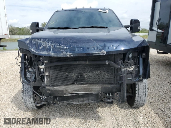 2024 Ford F-450 XL with VIN 1FT8W4DM0REC65149, listed as a Copart auction lot 47088395 with 32,521 mi miles and Salvage title. Bid and sale history available at DreamBid. Image 5.
