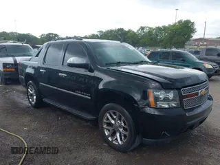 2012 Chevrolet Avalanche LTZ with VIN 3GNTKGE79CG182469, listed as a IAAI auction lot 42679724 with 306,624 mi miles and . Bid and sale history available at DreamBid. Image 13.