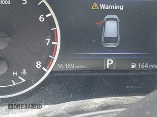 2021 Nissan Murano SV z VIN 5N1AZ2BJ1MC146662, wystawiony jako IAAI lot #42094316 z przebiegiem 36 369 mil mil oraz . Historia ofert i sprzedaży dostępna na DreamBid. Obrazek 7.