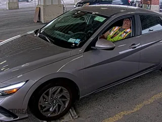 2024 Hyundai Elantra SEL с VIN KMHLM4DG5RU647995, выставлен на аукционе IAAI как лот 42817025 с пробегом 41 354 миль миль и . История ставок и продаж доступна на DreamBid. Изображение 1.