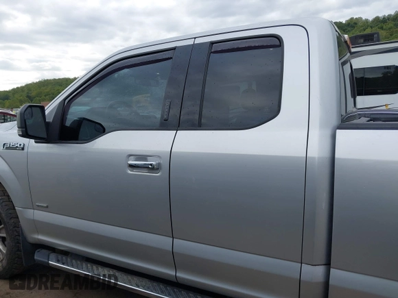 2016 Ford F-150 XLT with VIN 1FTEX1EP0GFD37305, listed as a IAAI auction lot 40364610 with 105,715 mi miles. Bid and sale history available at carsss.com. Image 15.