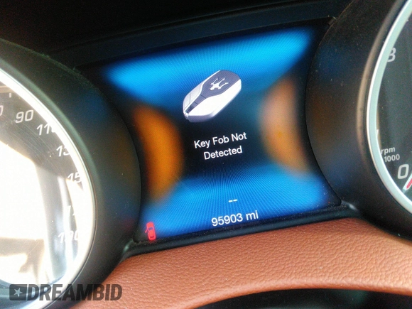 2017 Maserati Levante with VIN ZN661XUS2HX228160, listed as a IAAI auction lot 41830283 with 95,903 mi miles. Bid and sale history available at carsss.com. Image 7.
