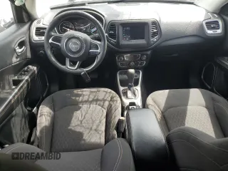 2018 Jeep Compass Sport с VIN 3C4NJCAB9JT233089, выставлен на аукционе Copart как лот 57080305 с пробегом 70 879 миль миль и Списание • Salvage title. История ставок и продаж доступна на DreamBid. Изображение 8.
