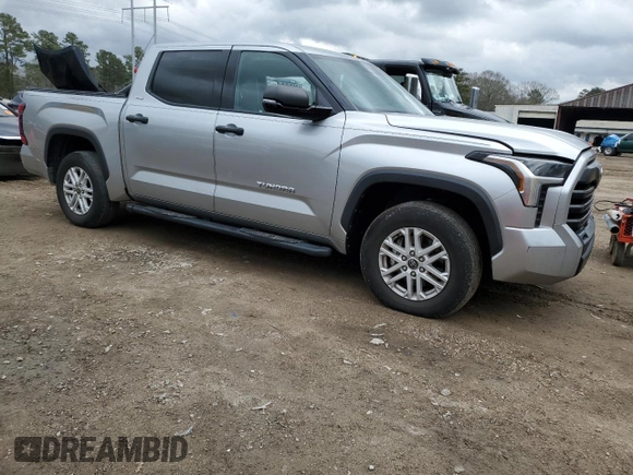 2022 Toyota Tundra 2WD SR5 with VIN 5TFLA5AB7NX005251, listed as a Copart auction lot 45131335 with 48,470 mi miles and Salvage Title. Bid and sale history available at carsss.com. Image 4.