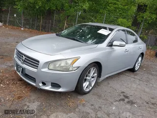 2011 Nissan Maxima 3.5 SV with VIN 1N4AA5AP2BC851072, listed as a IAAI auction lot 42123538 with 155,255 mi miles. Bid and sale history available at carsss.com. Image 2.