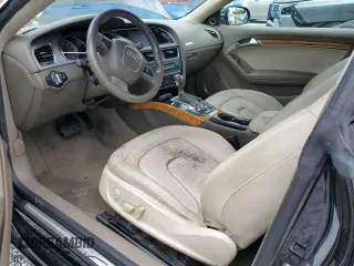 2009 Audi A5 z VIN WAUDK78T69A023662, wystawiony jako Copart lot #59406245 z przebiegiem 185 125 mil mil oraz Czysty tytuł • Clean title. Historia ofert i sprzedaży dostępna na DreamBid. Obrazek 8.