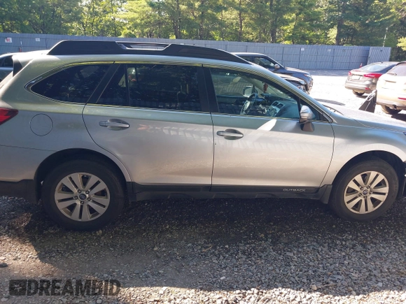 2018 Subaru Outback Premium z VIN 4S4BSAHC5J3279383, wystawiony jako IAAI lot #39827535 z przebiegiem 82 591 mil mil oraz . Historia ofert i sprzedaży dostępna na DreamBid. Obrazek 13.