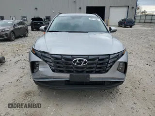 2023 Hyundai Tucson SEL z VIN 5NMJFCAEXPH236650, wystawiony jako Copart lot #56473625 z przebiegiem 45 041 mil mil oraz Szkoda całkowita • Salvage title. Historia ofert i sprzedaży dostępna na DreamBid. Obrazek 5.