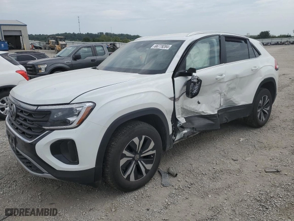 2024 Volkswagen Atlas Cross Sport 2.0T SE with VIN 1V2LE2CA6RC204696, listed as a Copart auction lot 66779284 with 15,222 mi miles and Salvage Title. Bid and sale history available at carsss.com. Image 1.