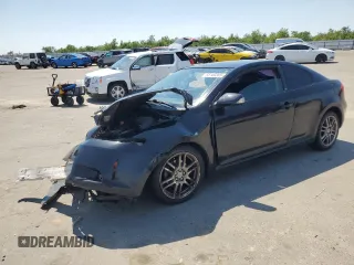 2005 Scion tC z VIN JTKDE177650047383, wystawiony jako Copart lot #55149305 z przebiegiem 176 083 mil mil oraz Szkody całkowita. Historia ofert i sprzedaży dostępna na DreamBid. Obrazek 1.