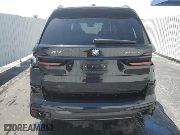 2024 BMW X7 xDrive40i with VIN 5UX23EM08R9V96201, listed as a Copart auction lot 44180435 with 6,809 mi miles and Salvage Title. Bid and sale history available at carsss.com. Image 6.