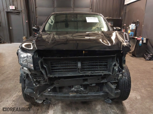 2024 Nissan Frontier PRO-4X with VIN 1N6ED1EK2RN643036, listed as a IAAI auction lot 41395401 with 24,799 mi miles. Bid and sale history available at carsss.com. Image 13.