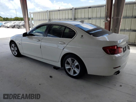 2013 BMW 5 Series 528i with VIN WBAXG5C59DDY34598, listed as a Copart auction lot 55629965 with 153,692 mi miles and Clean Title. Bid and sale history available at carsss.com. Image 2.