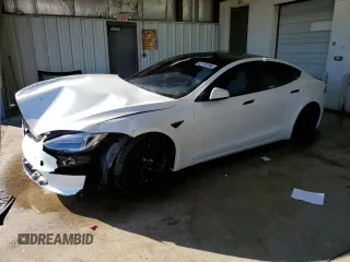 2022 Tesla Model S Plaid with VIN 5YJSA1E68NF460377, listed as a Copart auction lot 42118195 with 24,222 mi miles and Salvage Title. Bid and sale history available at carsss.com. Image 1.
