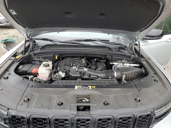 2024 Jeep Grand Cherokee Altitude X with VIN 1C4RJHAG2RC145079, listed as a Copart auction lot 58217615 with 8,135 mi miles and Salvage title. Bid and sale history available at DreamBid. Image 12.