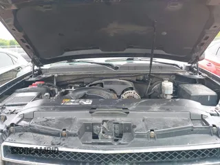 2012 Chevrolet Suburban LT with VIN 1GNSKJE75CR189265, listed as a IAAI auction lot 42270178 with 171,219 mi miles and . Bid and sale history available at DreamBid. Image 10.