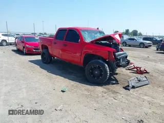 2010 Chevrolet Silverado 1500 LS with VIN 3GCRKREA9AG253953, listed as a IAAI auction lot 39794046 with 1 mi miles. Bid and sale history available at carsss.com. Image 1.