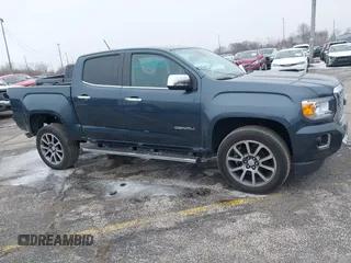 2019 GMC Canyon 4WD Denali with VIN 1GTG6EENXK1321734, listed as a IAAI auction lot 41491402 with 60,026 mi miles. Bid and sale history available at carsss.com. Image 14.