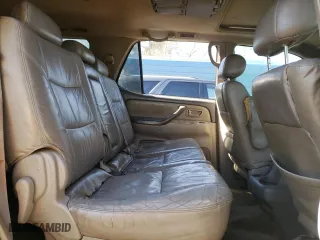 2004 Toyota Sequoia SR5 with VIN 5TDZT34A74S222489, listed as a Copart auction lot 49856345 with 215,728 mi miles and Clean Title. Bid and sale history available at carsss.com. Image 11.