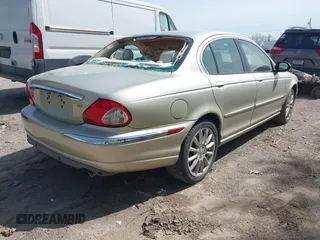 2008 Jaguar X-Type z VIN SAJWA51A28WJ37186, wystawiony jako IAAI lot #42107511 z przebiegiem 157 524 mil mil oraz . Historia ofert i sprzedaży dostępna na DreamBid. Obrazek 4.