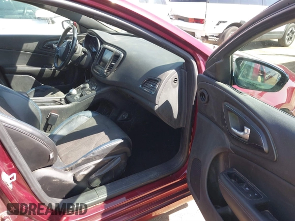 2015 Chrysler 200 S with VIN 1C3CCCBB2FN727144, listed as a IAAI auction lot 41848697 with 153,725 mi miles. Bid and sale history available at carsss.com. Image 5.