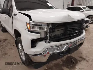 2023 Chevrolet Silverado 1500 LT with VIN 3GCUDDE85PG128770, listed as a IAAI auction lot 41675387 with 49,142 mi miles. Bid and sale history available at carsss.com. Image 6.