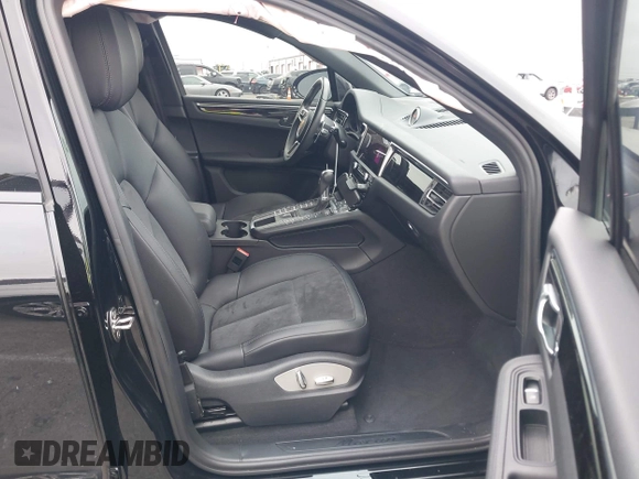 2021 Porsche Macan z VIN WP1AA2A51MLB08718, wystawiony jako IAAI lot #42163400 z przebiegiem 29 447 mil mil oraz . Historia ofert i sprzedaży dostępna na DreamBid. Obrazek 5.