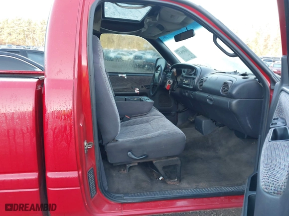 1998 Dodge Ram 1500 with VIN 1B7HC16Y0WS538319, listed as a IAAI auction lot 41439511 with 245,788 mi miles. Bid and sale history available at carsss.com. Image 5.