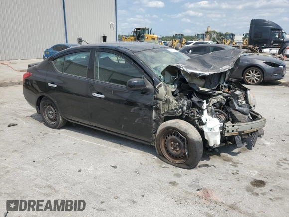 2014 Nissan Versa SV with VIN 3N1CN7AP1EL828753, listed as a Copart auction lot 54168155 with 86,369 mi miles and Salvage Title. Bid and sale history available at DreamBid. Image 4.