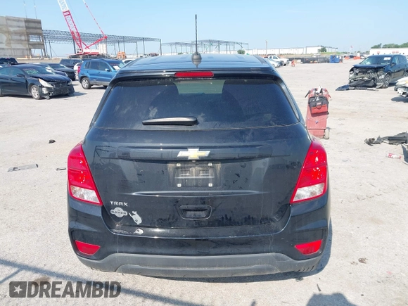 2020 Chevrolet Trax LS with VIN 3GNCJKSB5LL230068, listed as a IAAI auction lot 42390653 with 101,325 mi miles and . Bid and sale history available at DreamBid. Image 16.