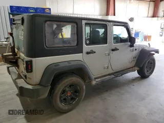 2009 Jeep Wrangler Unlimited X with VIN 1J4GZ39159L711944, listed as a Copart auction lot 50406045 with 211,099 mi miles and Clean Title. Bid and sale history available at carsss.com. Image 3.