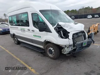 2022 Ford Transit Passenger XL z VIN 1FBAX2X8XNKA05889, wystawiony jako IAAI lot #41602184 z przebiegiem 30 055 mil mil oraz . Historia ofert i sprzedaży dostępna na DreamBid. Obrazek 1.