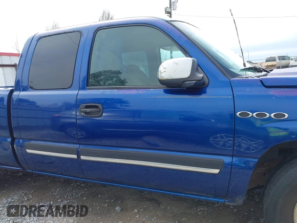 2003 Chevrolet Silverado 1500 with VIN 2GCEC19T731186984, listed as a IAAI auction lot 41521313 with 288,433 mi miles. Bid and sale history available at carsss.com. Image 14.
