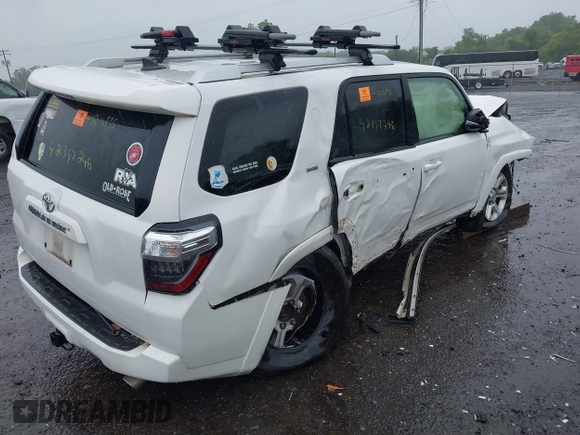 2015 Toyota 4Runner SR5 with VIN JTEZU5JR1F5100542, listed as a IAAI auction lot 42357246 with Not provided miles and . Bid and sale history available at DreamBid. Image 4.