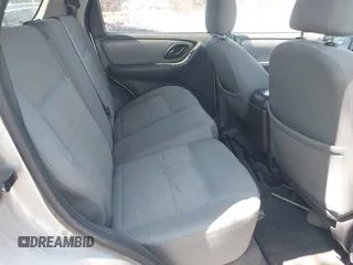 2006 Ford Escape XLT с VIN 1FMYU03196KC34657, выставлен на аукционе IAAI как лот 42207202 с пробегом 235 799 миль миль и . История ставок и продаж доступна на DreamBid. Изображение 8.