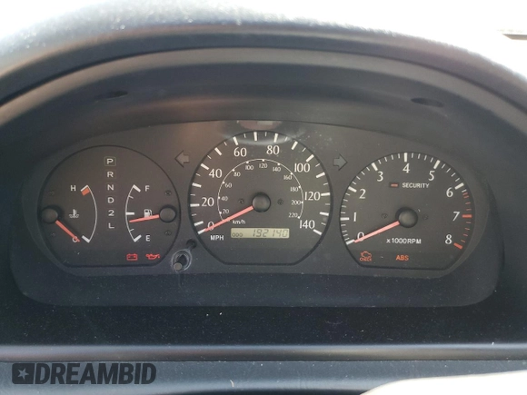 2000 Toyota Solara SE z VIN 2T1CF28P8YC296590, wystawiony jako Copart lot #49839935 z przebiegiem 192 140 mil mil oraz Czysty tytuł • Clean title. Historia ofert i sprzedaży dostępna na DreamBid. Obrazek 9.