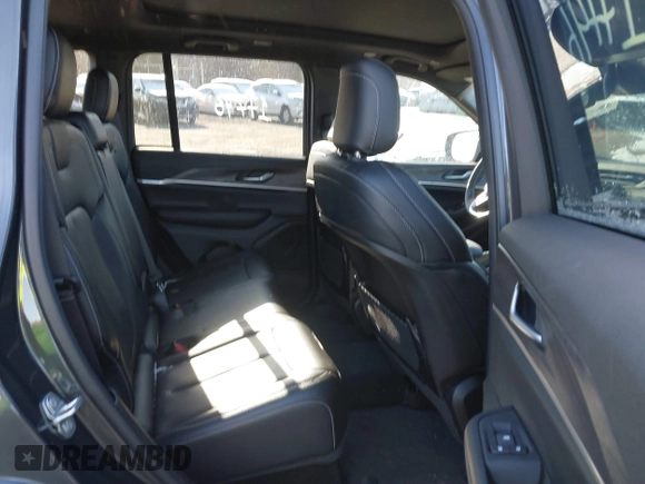 2024 Jeep Grand Cherokee Limited with VIN 1C4RJHBG3R8586947, listed as a IAAI auction lot 41172584 with 3,565 mi miles and . Bid and sale history available at DreamBid. Image 8.